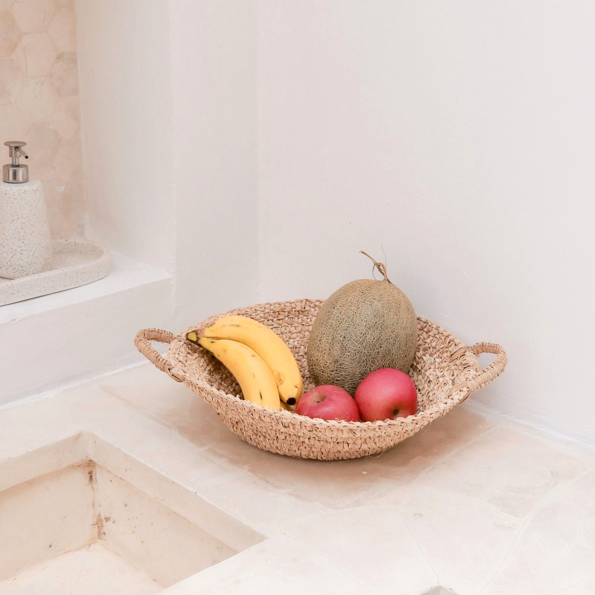 Woven Raffia Bowl | Fruit Bowl made from Light Natural Fibres | Bread Basket RAGA (2 sizes) - CozyVibe.eu