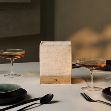 Zano Wireless Lamp – Wood and linen table lamp for dining use