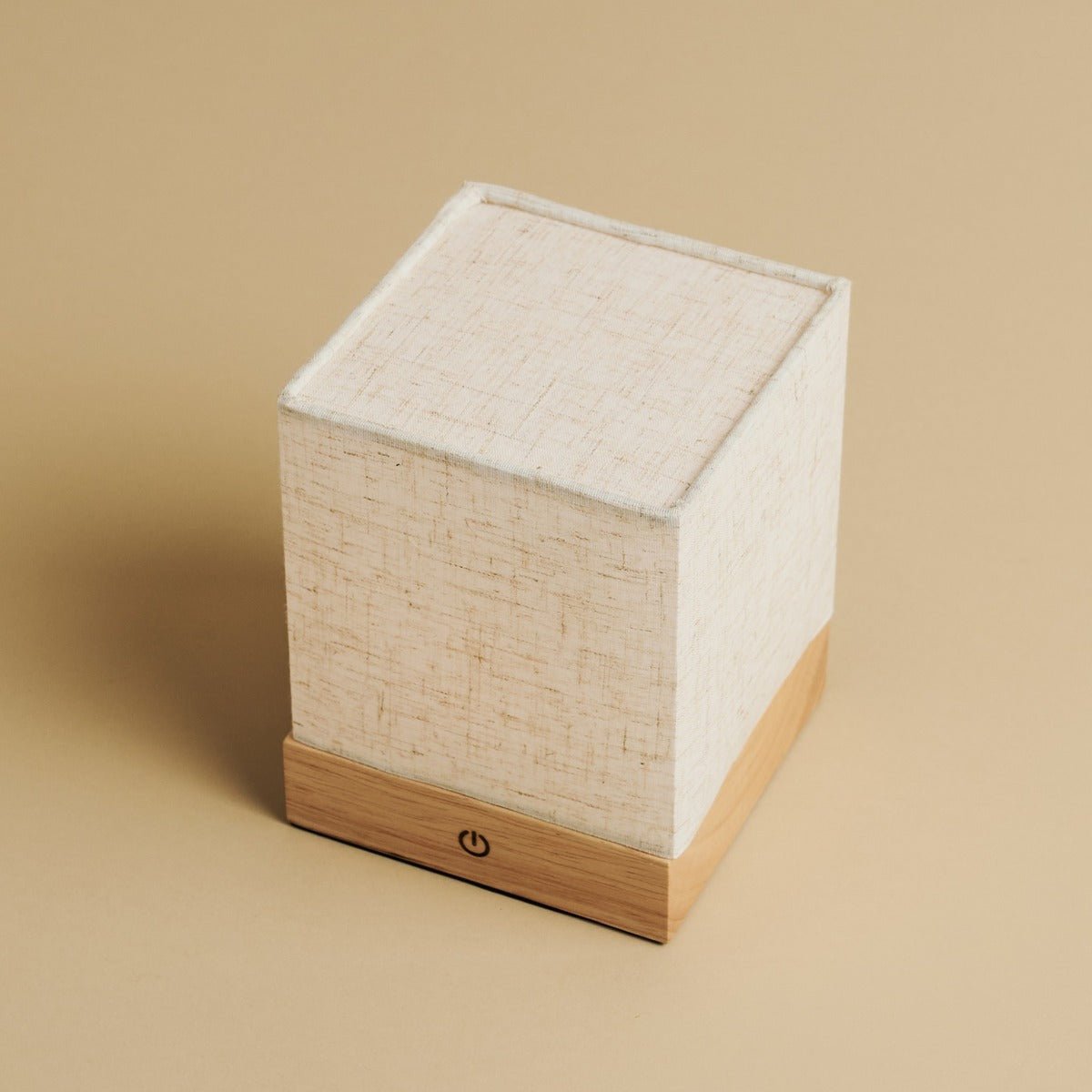 Zano Wireless Lamp – Wood and linen lamp with warm LED glow